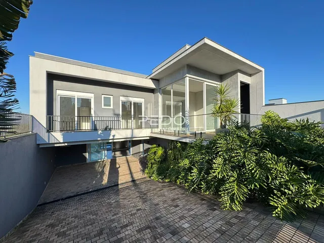 Casa com 3 dormitórios