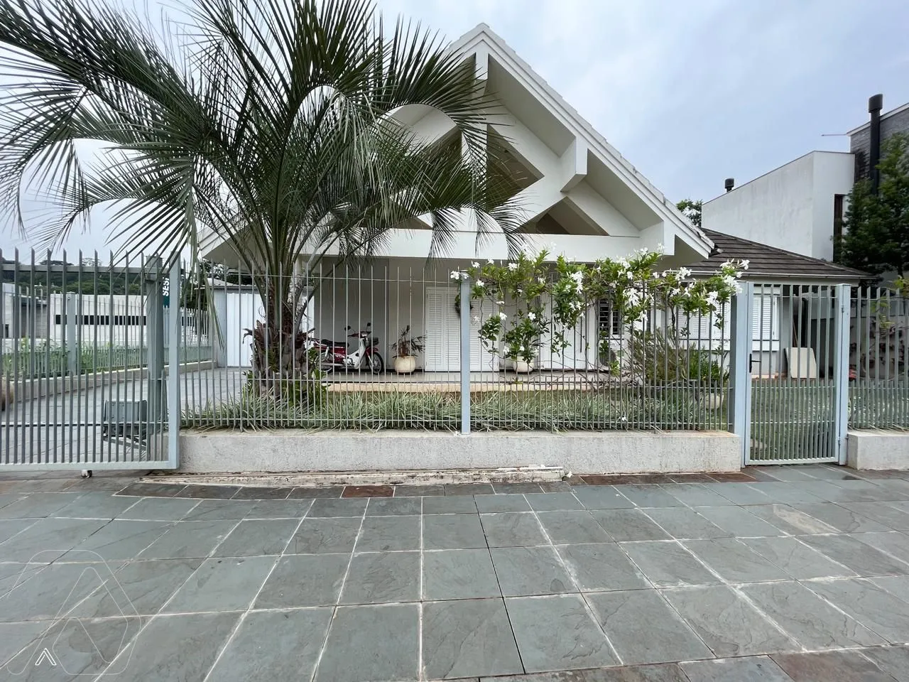 Casa com 3 dormitórios, foto 1