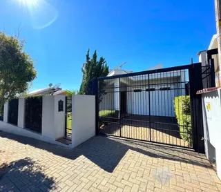 Casa com 3 dormitórios, foto 1