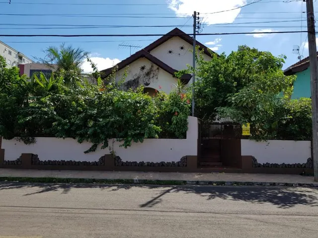 Casa com 3 dormitórios