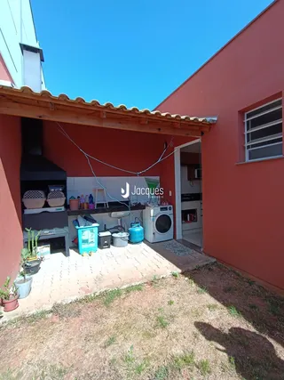 Vista da área externa de uma residência em Lajeado, Brasil.