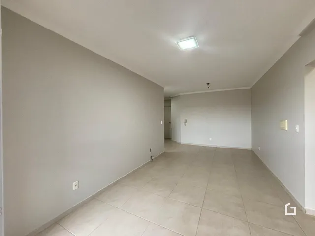 Apartamento com 2 dormitórios, foto 3