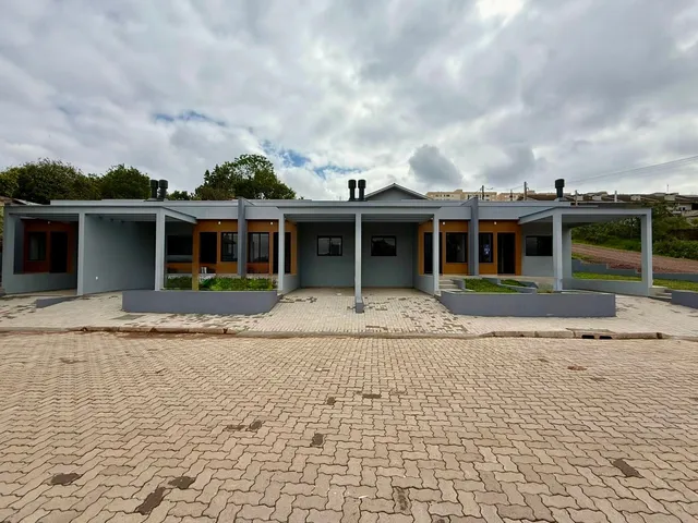 Casa geminada com 2 dormitórios, foto 2