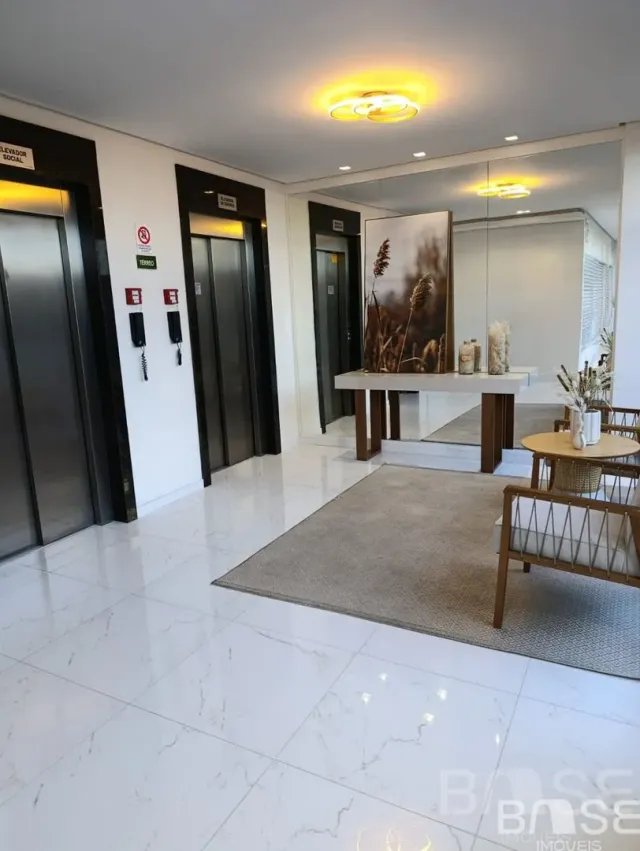 Apartamento com 2 dormitórios, foto 2