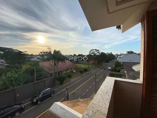 Vista da rua e casas em Lajeado, Brasil, vista de um terraço.