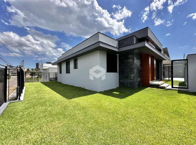 Casa com 3 dormitórios
