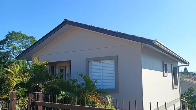 Casa com 4 dormitórios