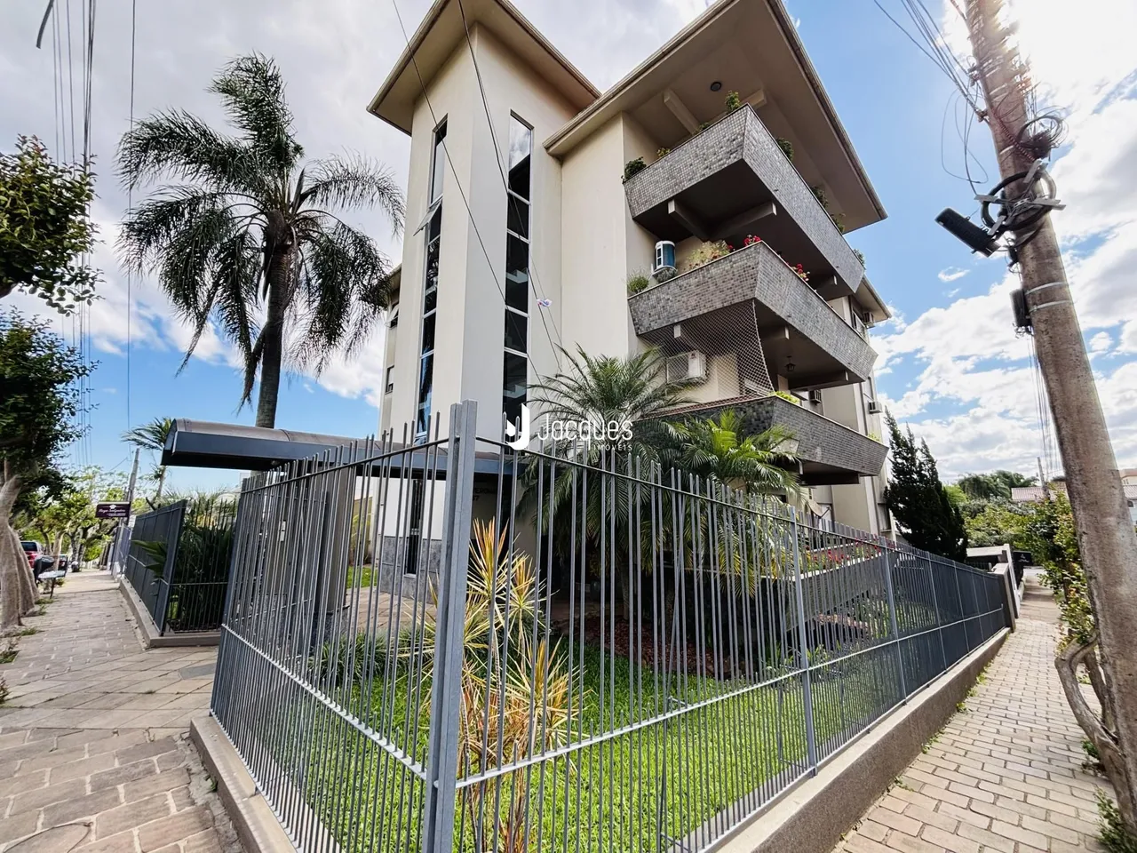 Apartamento com 4 dormitórios, foto 1