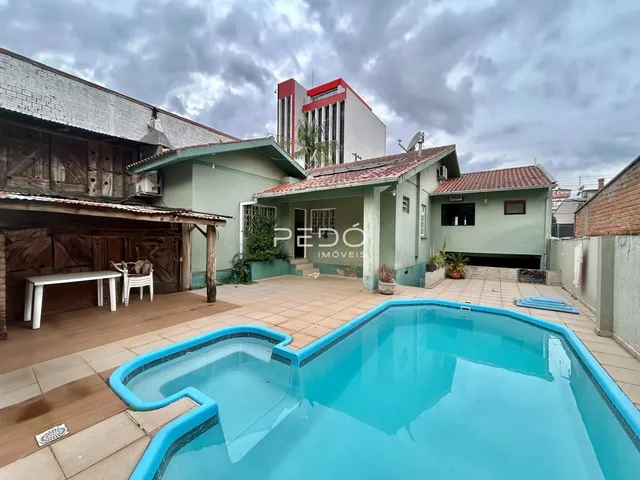 Casa com 3 dormitórios