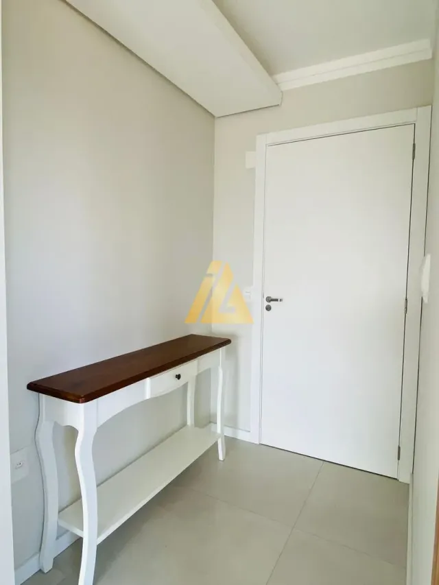 Apartamento com 2 dormitórios, foto 3