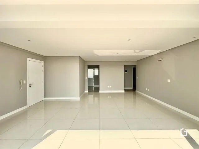 Hall de entrada de uma residência em Lajeado.