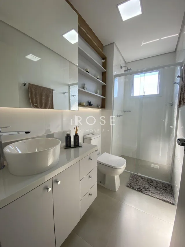 Apartamento com 3 dormitórios, foto 2