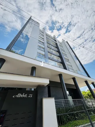 Fachada moderna de um prédio residencial em Lajeado.
