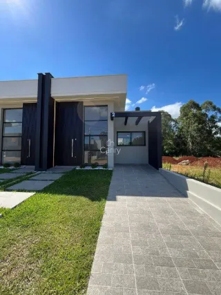 Casa geminada com 2 dormitórios