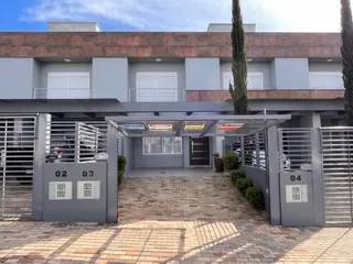 Sobrado com 3 dormitórios