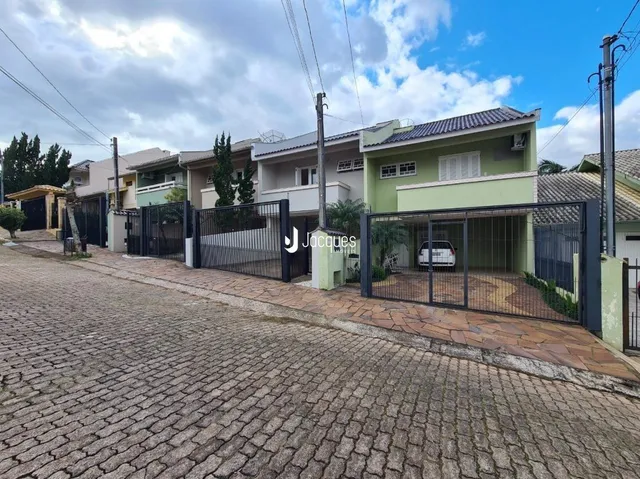 Sobrado com 3 dormitórios