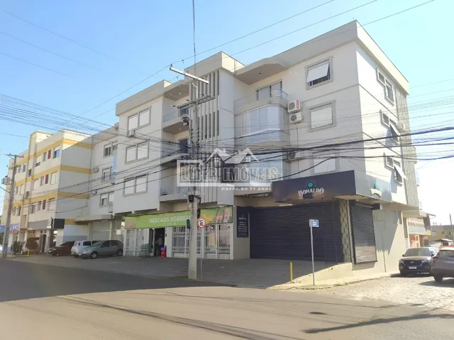 Fachada de um prédio residencial em Lajeado, Brasil.