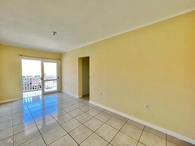 Apartamento com 2 dormitórios, foto 2