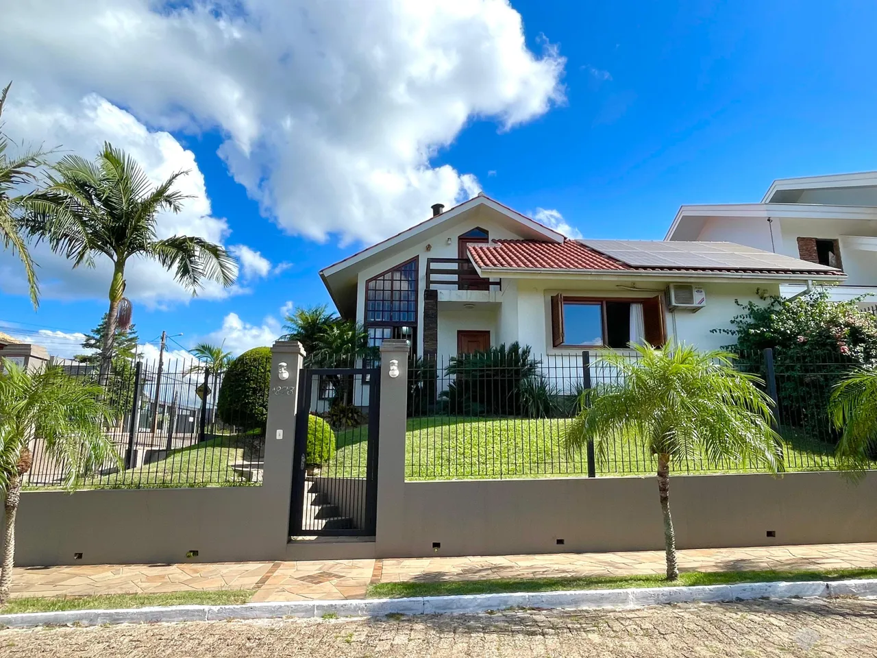 Casa com 3 dormitórios, foto 1