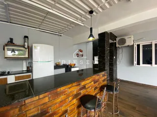 Casa com 6 dormitórios, foto 1