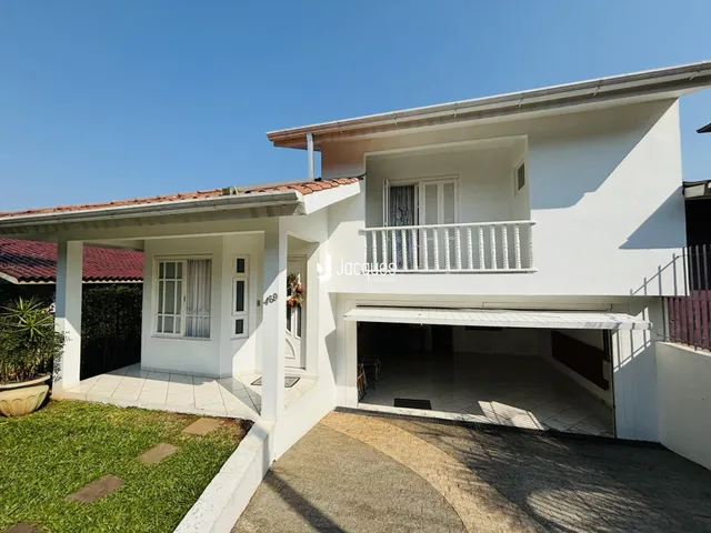 Casa com 4 dormitórios, foto 2