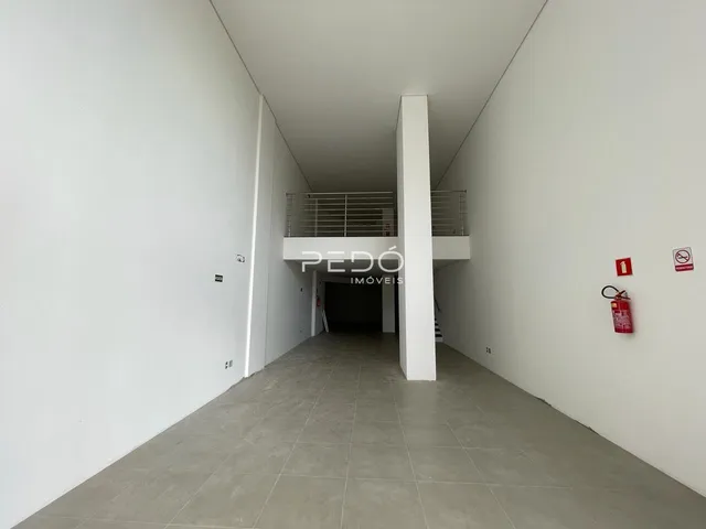 Corredor interno de um imóvel em Lajeado, Brasil.