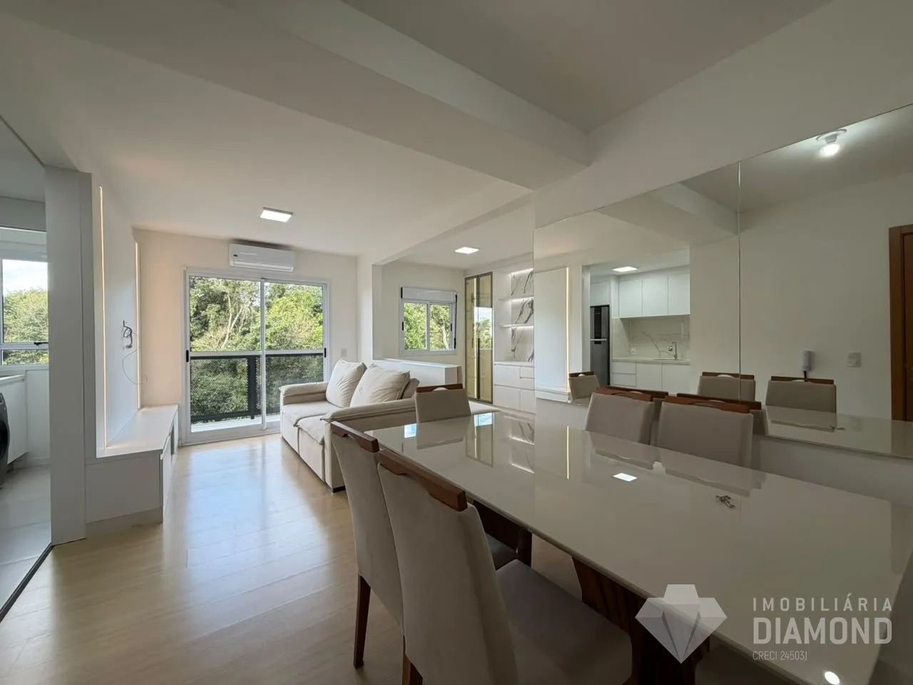 Apartamento com 2 dormitórios, foto 1