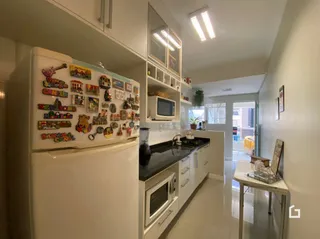 Foto da cozinha de um imóvel em Lajeado.