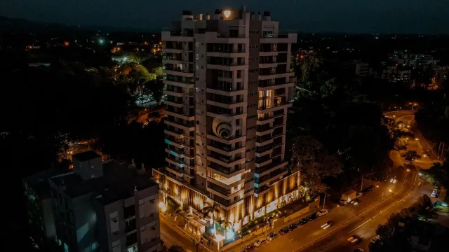 Apartamento com 3 dormitórios, foto 2