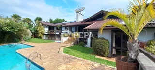 Casa com 4 dormitórios, foto 1