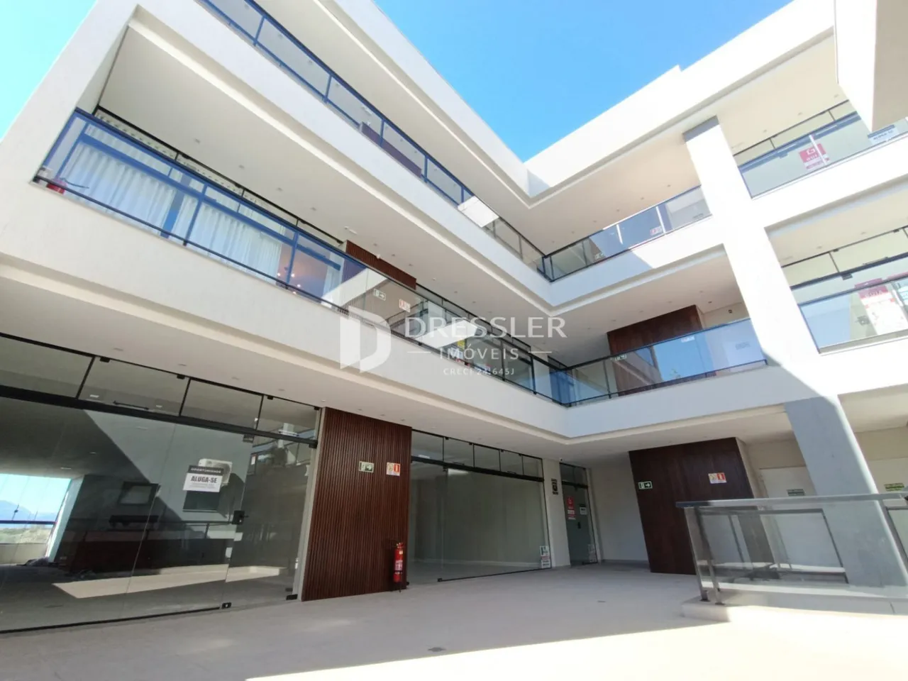 Fachada moderna de um edifício residencial em Lajeado.