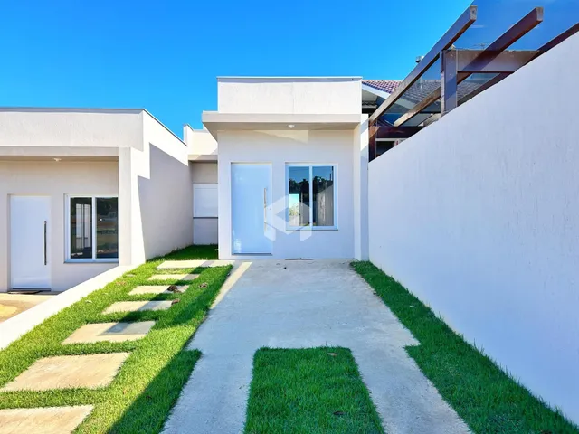 Casa geminada com 2 dormitórios