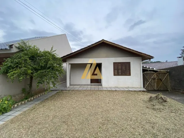 Casa com 4 dormitórios
