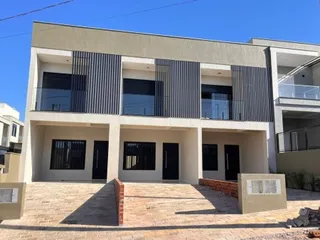 Sobrado com 2 dormitórios