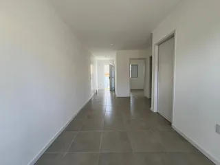 Casa geminada com 2 dormitórios, foto 2