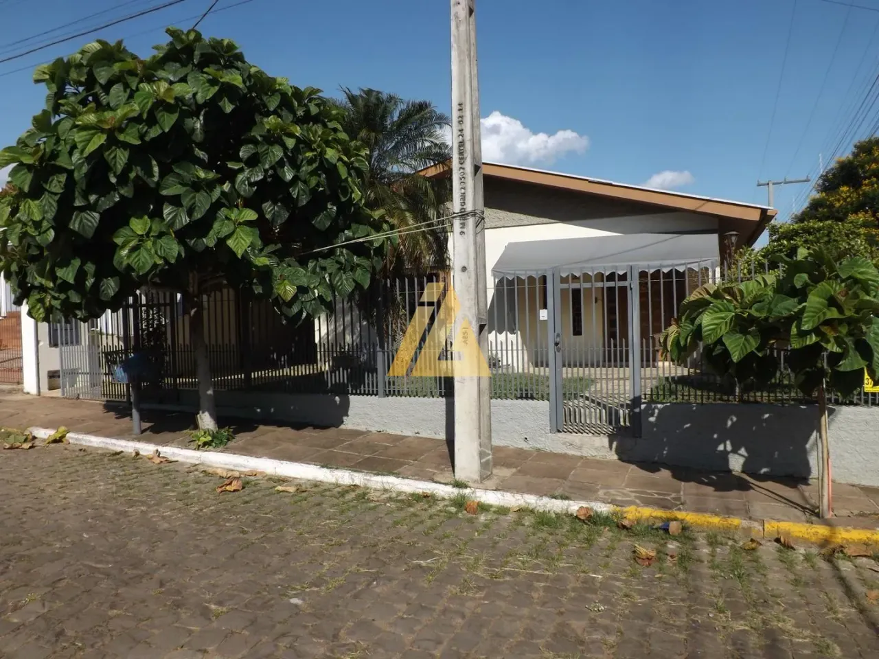 Casa com 3 dormitórios, foto 1