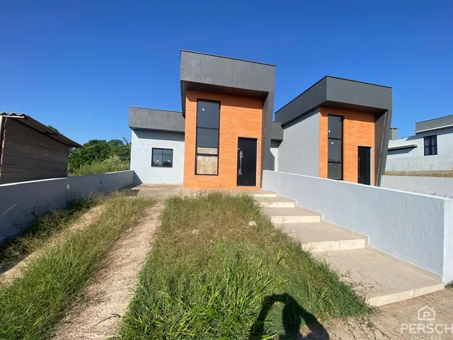 Casa geminada com 3 dormitórios
