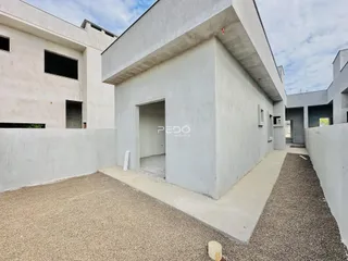 Fachada externa de uma residência moderna em Lajeado, Brasil.