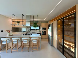 Casa com 6 dormitórios, foto 8