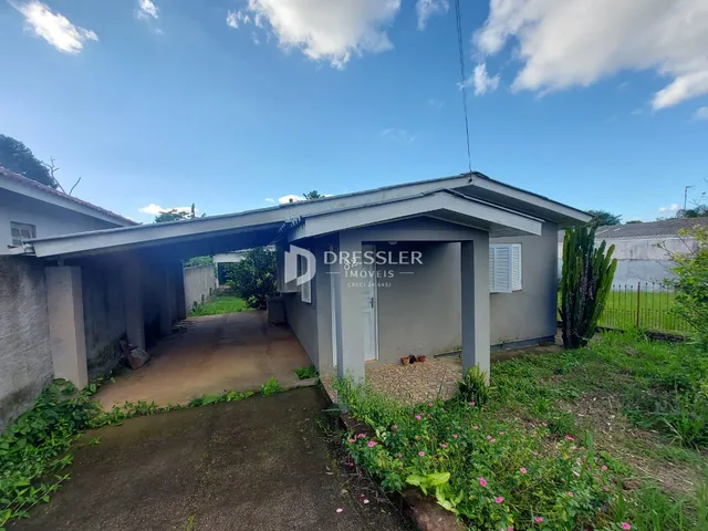 Casa com 2 dormitórios