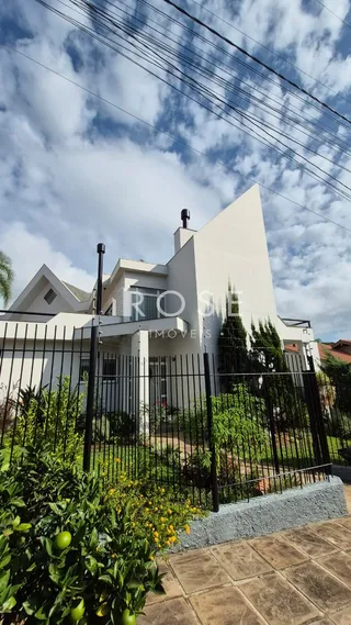 Casa com 4 dormitórios, foto 2