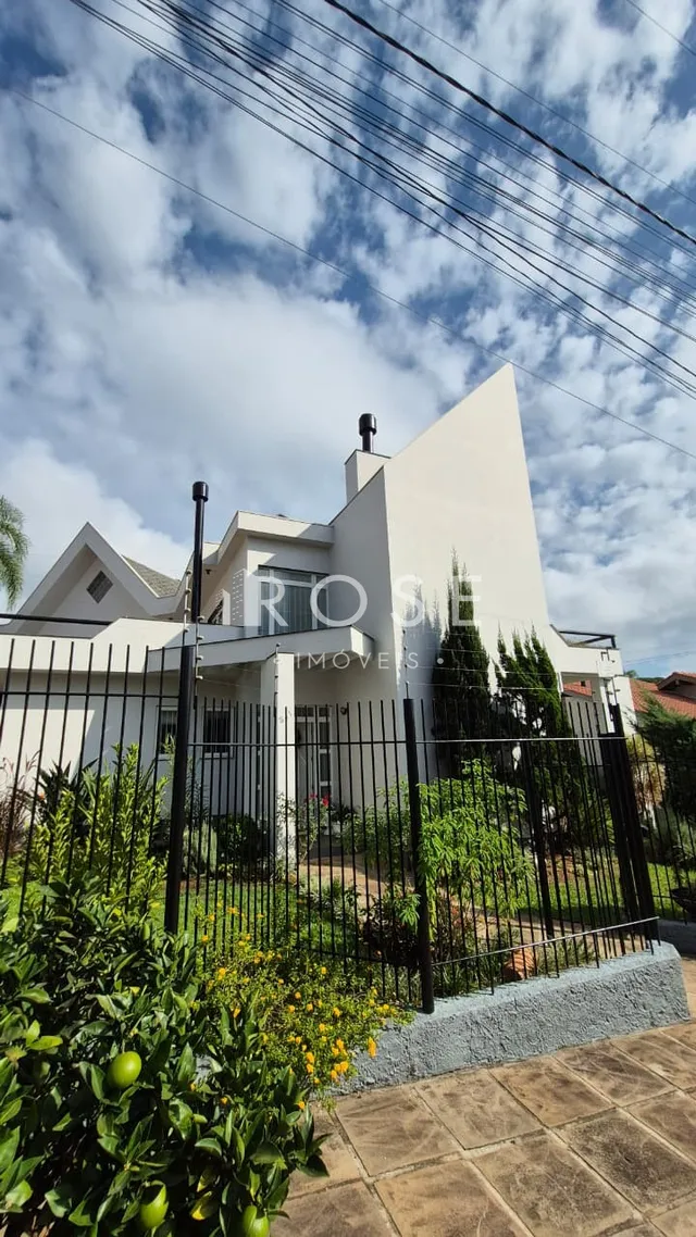 Casa com 4 dormitórios, foto 2