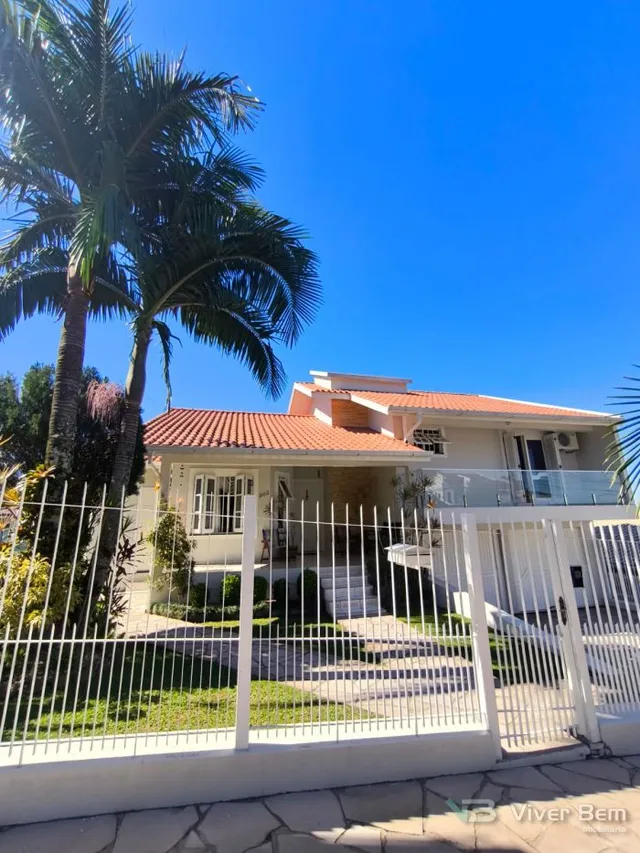 Casa com 3 dormitórios