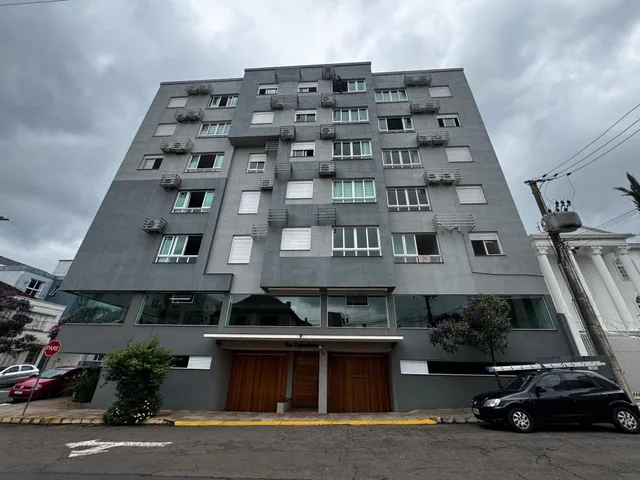 Fachada de um prédio de apartamentos moderno em Lajeado, Brasil.