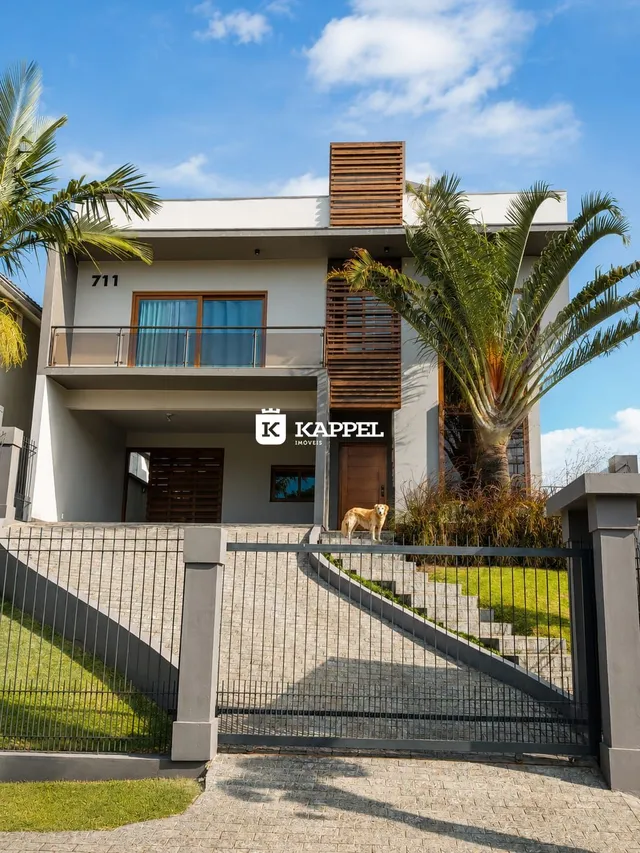 Casa com 3 dormitórios