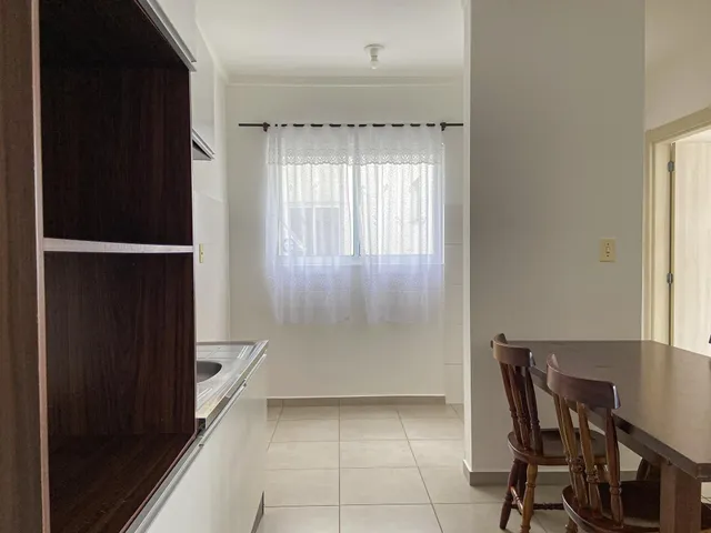 Apartamento com 2 dormitórios, foto 4