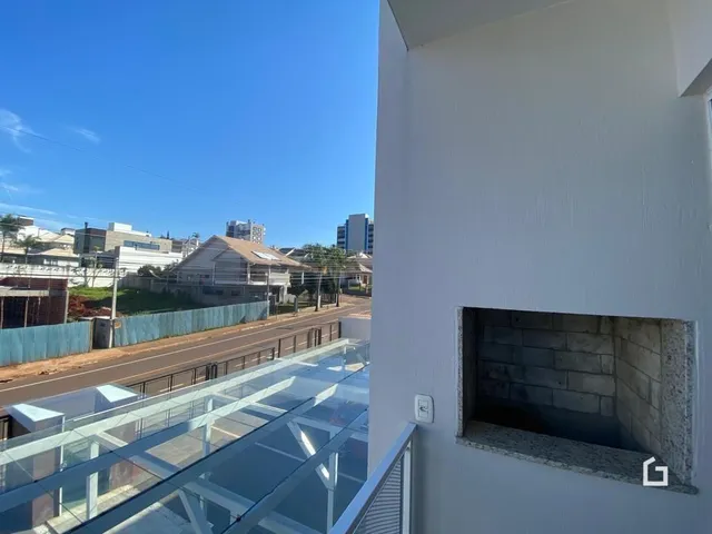 Vista da fachada moderna de um imóvel em Lajeado, Brasil.