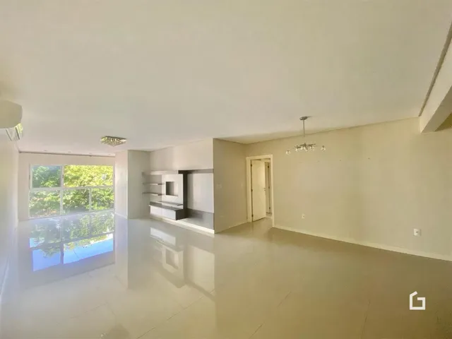 Apartamento com 3 dormitórios, foto 2