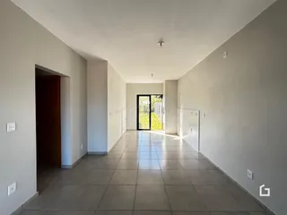 Casa geminada com 2 dormitórios, foto 4
