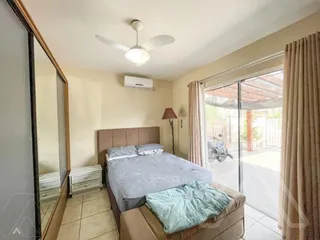 Casa com 4 dormitórios, foto 12